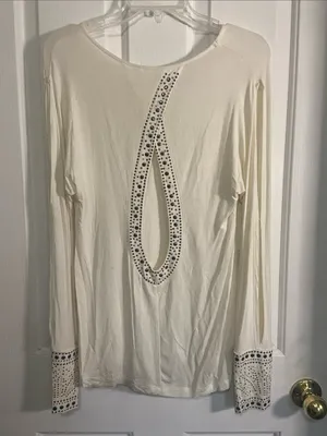 BKE Cream Long-Sleeve Top with Studded Cuffs thumbnail 3