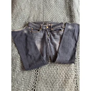 American Eagle Straight Stretch Jeans Womens 6 Dark Wash Denim Low Rise Pants thumbnail 2