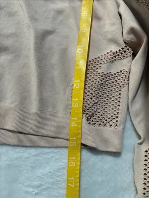 Alo yoga size large pink Cropped Open-Knit Long Sleeve Top in Light Blush thumbnail 7
