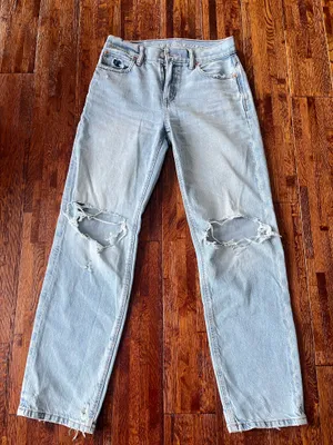 American Eagle Ex-Boyfriend Jeans thumbnail 1
