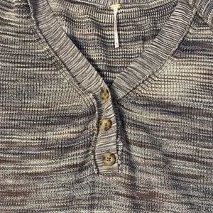Free People NWOT‎ Mercury Henley Sweater Top Size XS Boho Casual Neutral thumbnail 8