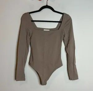 Aritzia Babaton taupe square neck bodysuit thumbnail 1