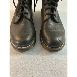 Dr Martens Pascal Boots Women Size 9 Goth Black Leather 8 Eye Punk Docs Outdoor thumbnail 4