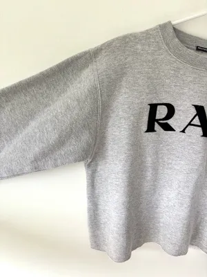 Brandy Melville Gray Rad Cropped Crew Neck Sweatshirt Y2K Streetwear Casual thumbnail 6