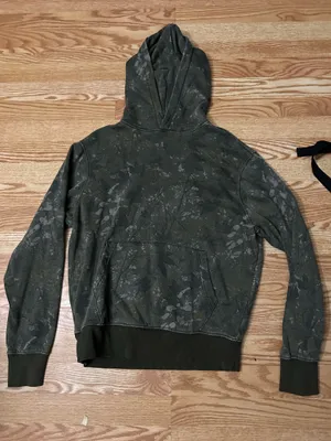 Old Navy camo hoodie thumbnail 1
