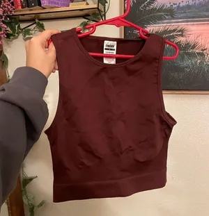 Gymshark Tank Top thumbnail 1