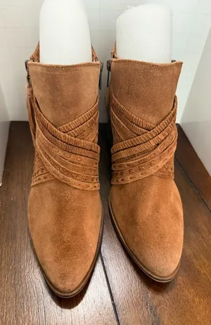 Women’s Naughty Monkey Noah Leather Ankle Bootie, Tan, Size 9.5 thumbnail 1