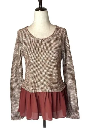 Ya Los Angeles Burgundy Knit Metallic Gold Thread And Ruffled‎ Hem Blouse M thumbnail 1