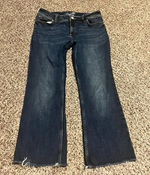 Wrangler Boot Cut Jeans Frayed Hem Dark Wash Denim Junior Size 11/12x32‎ thumbnail 1