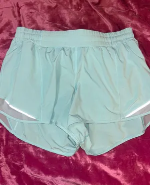 Lululemon Hotty Hot Shorts 4 Inch thumbnail 1