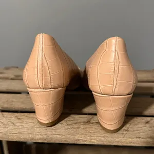 Naturalizer Carmen Crocodile Embossed Tan leather block heels sz 7.5‎ A23 thumbnail 6