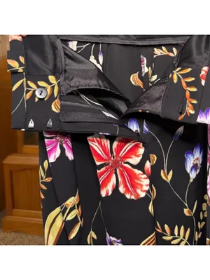 Express Black and Colorful Floral High-Rise Ankle Pants Women's Size 4L thumbnail 5
