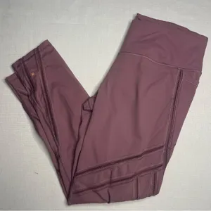 Victorias Secret Sport Knockout Mauve Leggings w Sheer Mesh Side Panels (Large) thumbnail 1