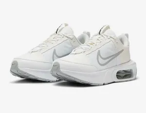 Nike Air Max INTRLK Women’s Shoes thumbnail 1