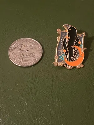 Black crow enamel pin thumbnail 2