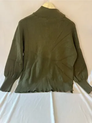 Olive Half thumbnail 2