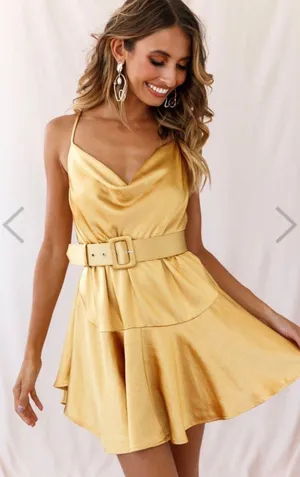 Selfie Leslie yellow dress thumbnail 1
