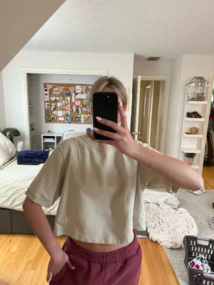 Lululemon Top Short Sleeve Cropped thumbnail 5