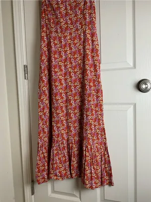 LUSH Floral midi Dress Size Large Ruffle Strap Smocked thumbnail 3