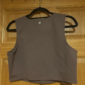 Yogalicious Brown Sleeveless Crop Top thumbnail 2
