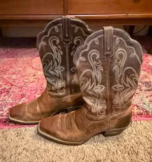 Ariat Boots thumbnail 1
