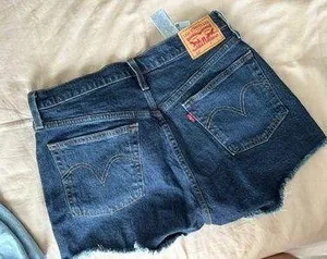 Levi's 501 Shorts thumbnail 1
