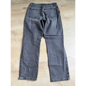 Good American Good Distressed Jeans Women's Size 6/28 Washed Out Black Mid Rise thumbnail 2