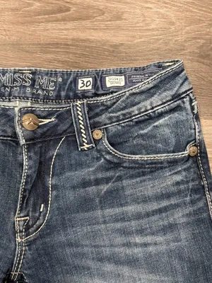 Miss Me Signature Women's Low Rise Medium Wash Denim Jean Shorts Size 30 thumbnail 2