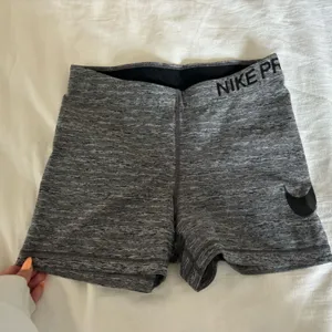Nike pro biker shorts thumbnail 1