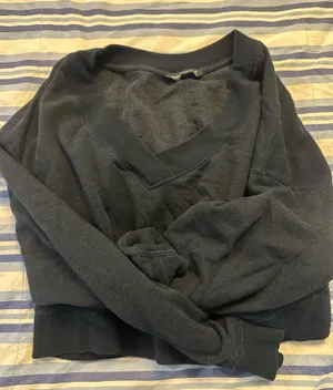 Abercrombie Cropped Sweater thumbnail 1