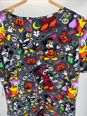 Disney Women’s Multicolor Halloween Print V-neck scrub top Mickey goofy S new thumbnail 3