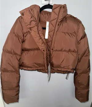 Lululemon Puffer Jacket thumbnail 5