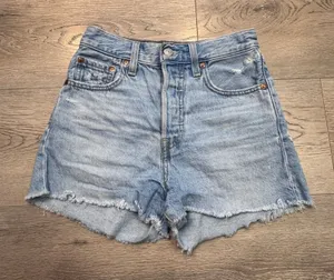 Levi's Premium Ribcage Shorts Light Wash High Rise Denim‎ Cut Off Blue Womens 24 thumbnail 1