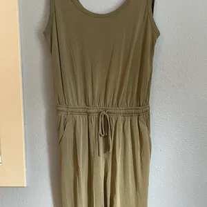 The Nines Olive Green Sleeveless Scoop Neck Drawstring Waist Jumpsuit thumbnail 3