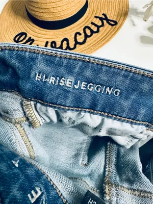 American Eagle High Rise Jegging Size 6 Regular Cozy Next Level Stretch Raw Hem thumbnail 3
