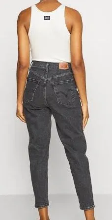 Mom jeans  thumbnail 1