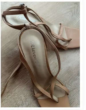 DEleventh Nude Strappy Square-Toe Heels EU 38 thumbnail 4