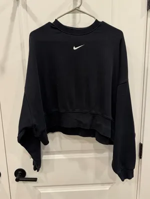 Nike Cropped Crewneck Sweatshirt Black thumbnail 1