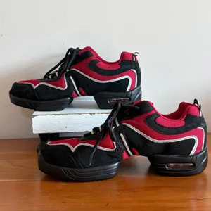Leos Meg Wave Red Black Split Sole Dance Sneakers Jazz Hip Hop‎ Shoes Womens 8 thumbnail 2