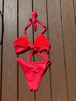 Victoria's Secret Bikini thumbnail 4