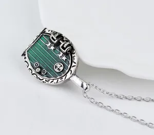Silver Hobbit Hole, Lord of The Rings Pendant Locket Necklace - Green Door thumbnail 4