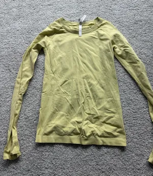 Athleta Top Long Sleeve thumbnail 1