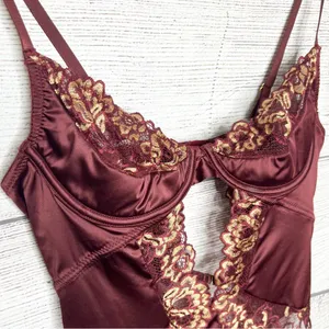 Frederick’s of Hollywood Burgundy Satin & Gold Lace Bustier w/ Garter Straps thumbnail 3