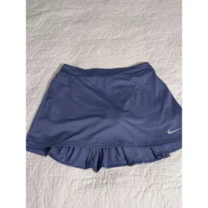 Nike tennis skirt size small excellent condition‎ thumbnail 2