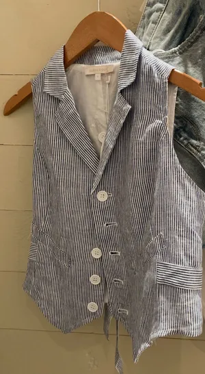 Olivaceous Button down vest thumbnail 2