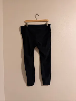 Under Armour Black Women's High-Waist Training Leggings thumbnail 3