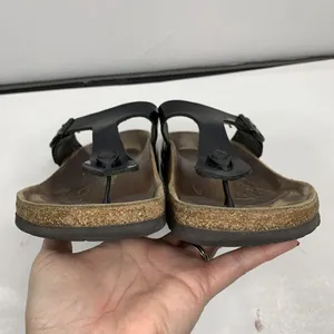 Birkenstock Size 41 10 Gizeh Sandals Birko Flor Patent Shoes Flip Flops T Straps thumbnail 8