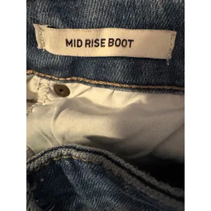 Wrangler‎ Retro Womens Mid Rise Bootcut Jeans Medium Wash Blue Size 27x32 thumbnail 5