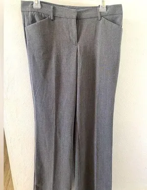 Woman pants Size 8 thumbnail 1