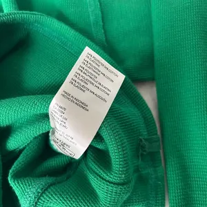 We the Free Kelly Green Cropped Wrap Top V-Neck Longsleeve Blouse Size XS thumbnail 8